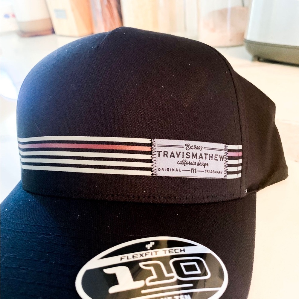 Travis Matthew (California design) golf cap